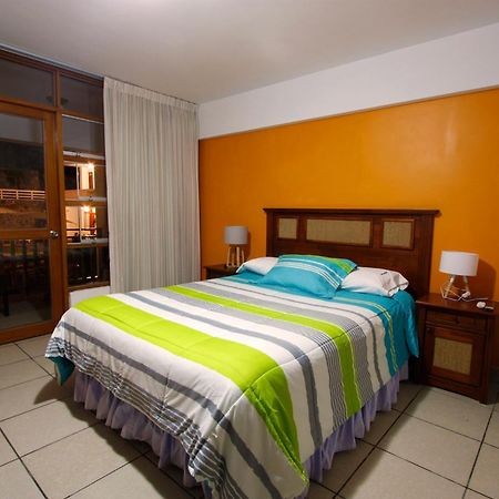 Hotel Bracamonte Huanchaco Buitenkant foto