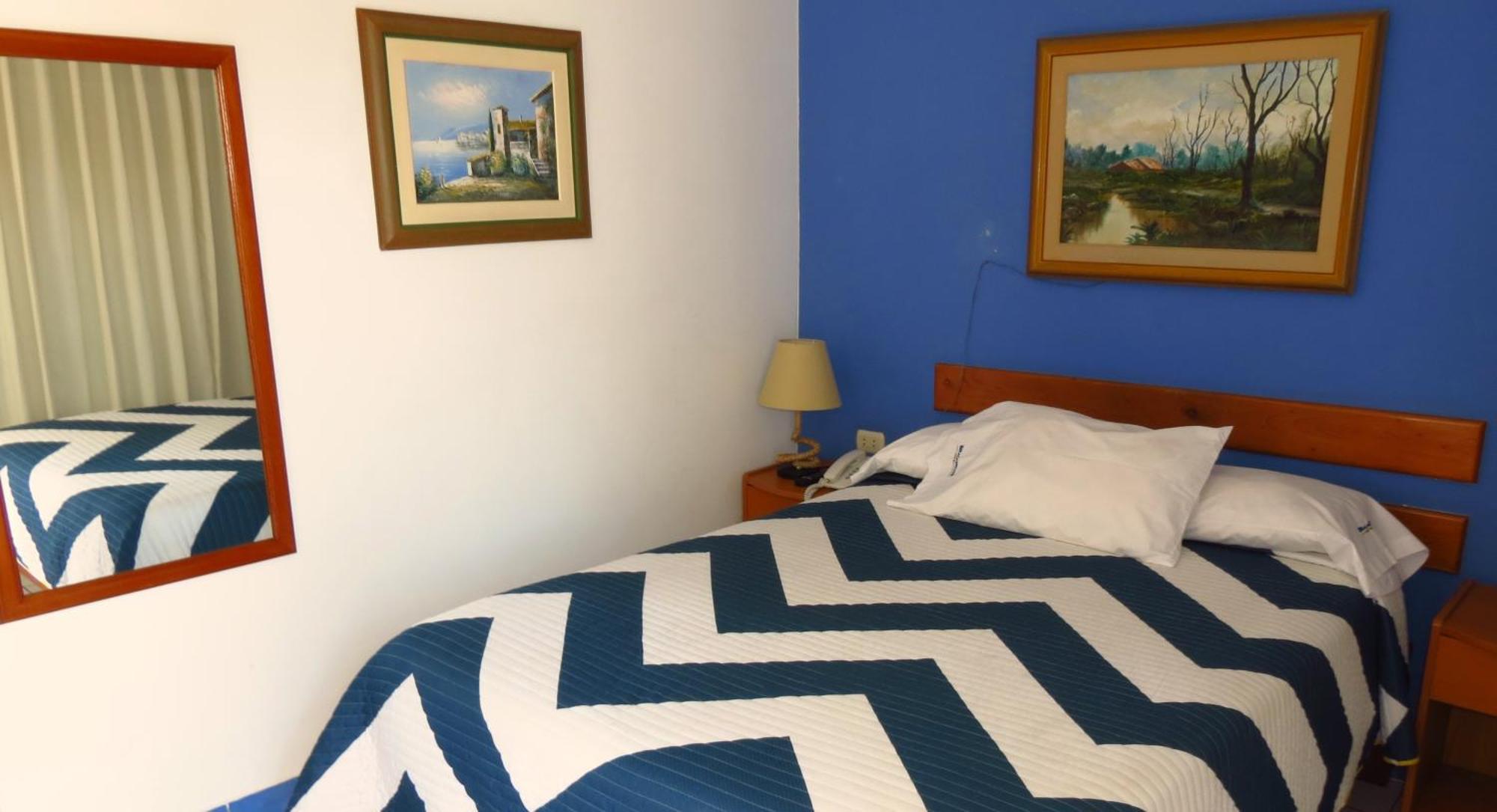 Hotel Bracamonte Huanchaco Buitenkant foto