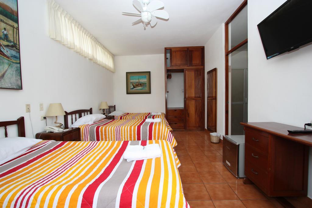 Hotel Bracamonte Huanchaco Buitenkant foto