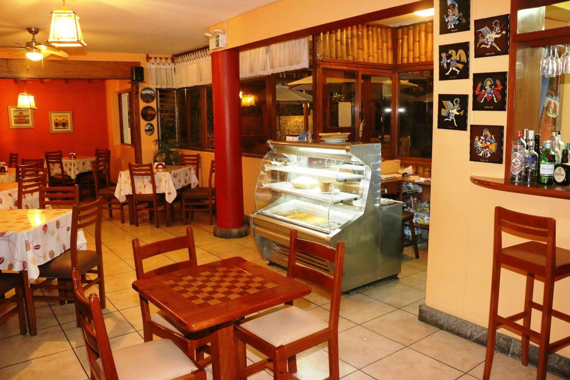 Hotel Bracamonte Huanchaco Buitenkant foto