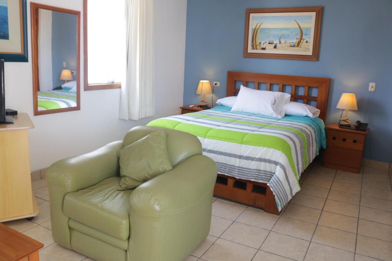 Hotel Bracamonte Huanchaco Buitenkant foto